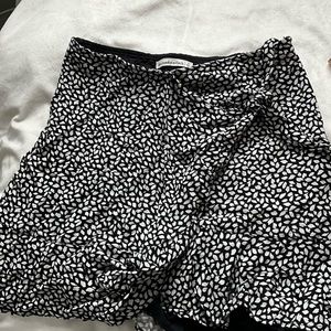 A&F wrap skirt